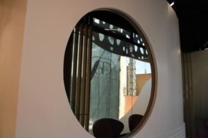 garantia dental barrio salamanca madrid sala de espera con espejo